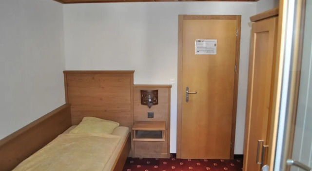 Одноместный номер Standard с балконом Hotel Central Résidence & spa