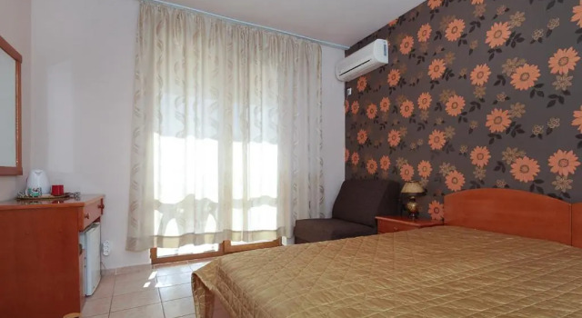 Семейный люкс с балконом Family Hotel Kosko