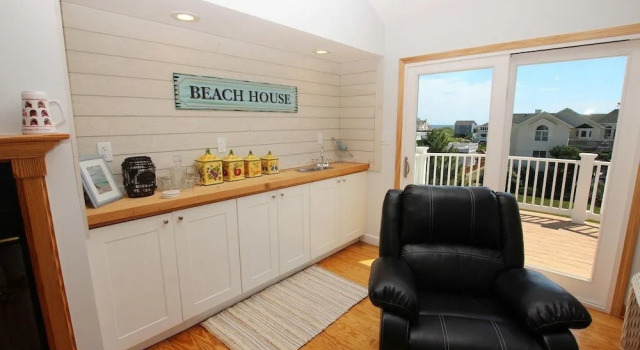Whalecome Home - 5 Br Home