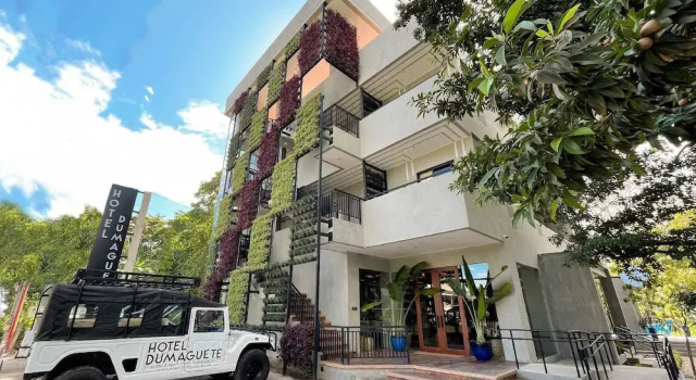 Hotel Dumaguete, Забронировать Отель Думагете Negros Oriental, рядом с Бульвар Рисаль