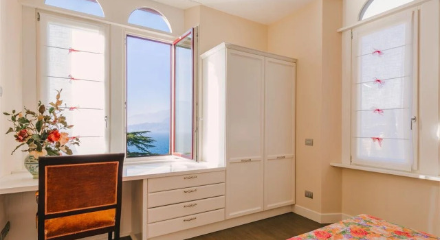Villa Monti, Buchen Sie Villa Hotels in Comer See mit Pool, Schwimmbad