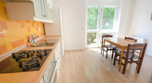 Apartment near Train Station
