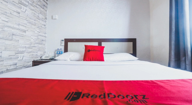 Номер Standard RedDoorz @ Batu Aji Batam 2