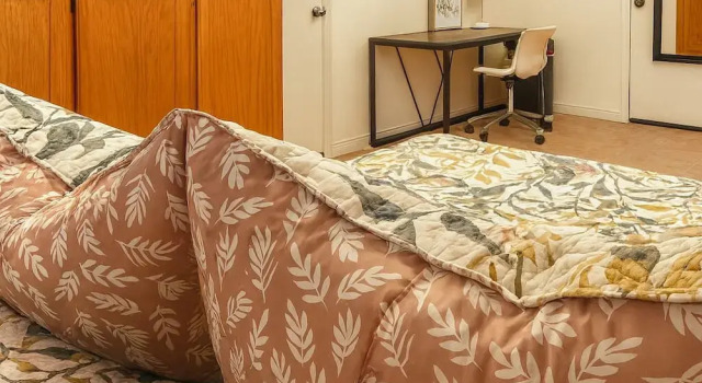 Номер Classic Private bedroom in Western Horizon Home