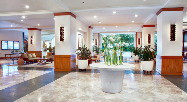 Отель Ilikai Hotel & Luxury Suites