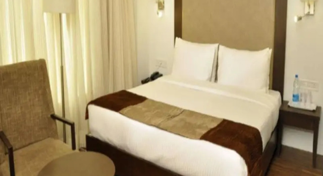 Номер Deluxe Hotel Deep Residency