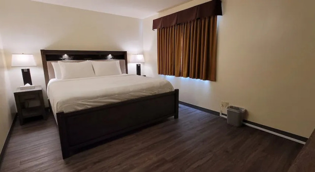 Woodland Inn Meadow Lake, Reserva ahora Hotel Meadow Lake Saskatchewan