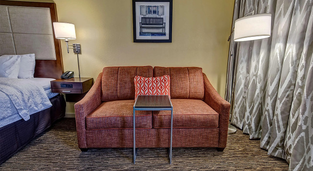Hampton Inn Concord/Kannapolis, Забронировать Отель Конкорд Северная Каролина