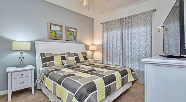 ORLANDO-DISNEY - ENTIRE HOME - 4BD, 3 Baths, WiFi, Private Pool