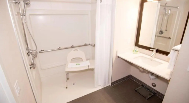 Номер Standard Holiday Inn & Suites Red Deer South