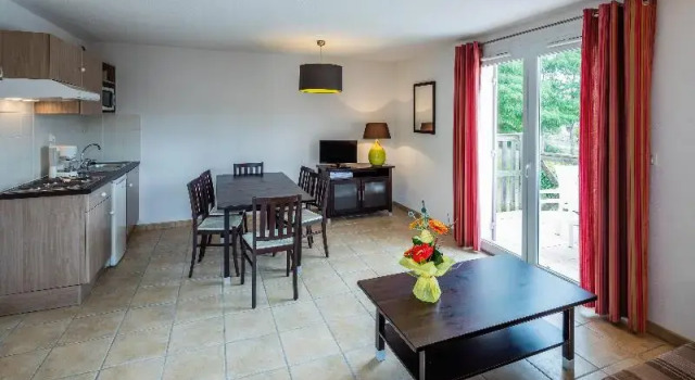Апартаменты с 2 комнатами с балконом Vacanceole - Domaine d’Albret Golf & Resort