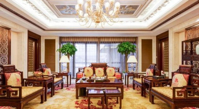 Двухместный семейный люкс с 2 комнатами Tang Dynasty West Market Hotel