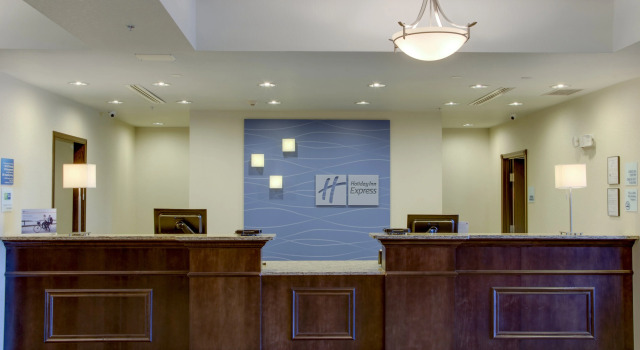 Holiday Inn Express & Suites Nevada, an IHG Hotel, Réserver Hôtel Nevada Missouri