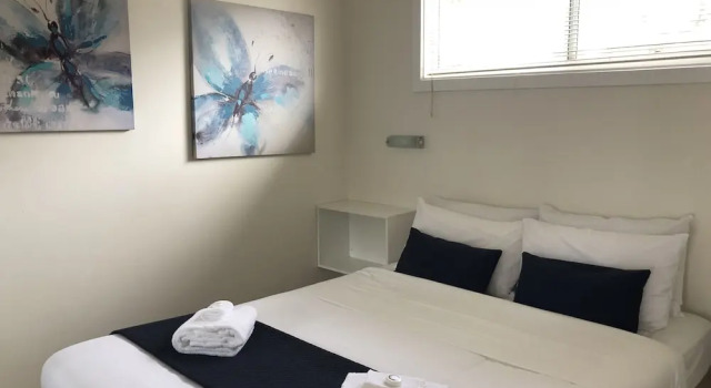 Семейный номер Standard с балконом и рядом с пляжем Dolphins Point Tourist Park