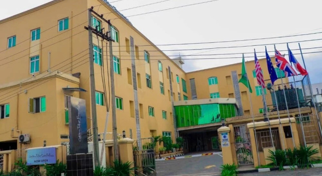 Golden Tulip Evergreen Hotel - Rivotel, Rezervați Hotel Port Harcourt 