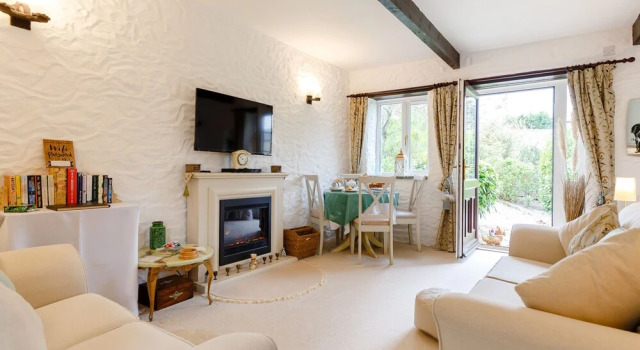 Poldark Cottage