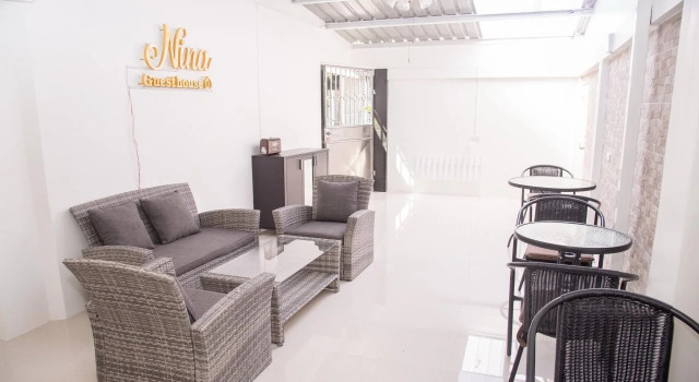 Nina Guesthouse