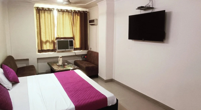 Двухместный номер Deluxe Hotel Jigyasa By Mayda Hospitality Pvt. Ltd