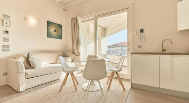 Warda A12 Apartment, Забронировать Апартаменты/квартира Дезенцано-дель-Гарда озеро Гарда