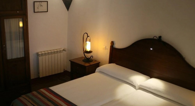 Hotel Rural Las Grullas, Забронировать Отель Отели Badajoz Province с завтраком, Завтраки
