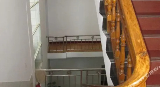 Hongfuxuan Business Hotel, Забронировать Отель Чжанцзяцзе Хунань