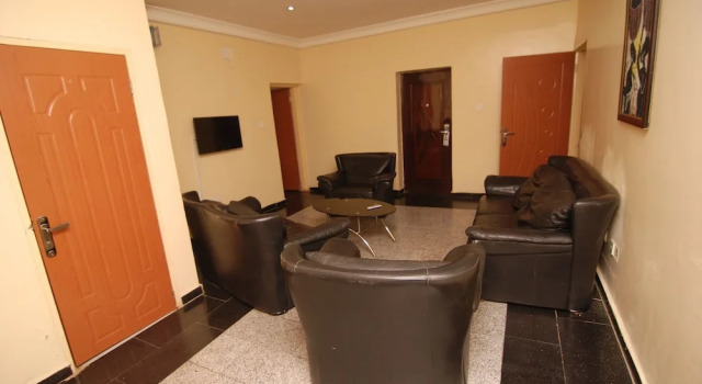 Camera Standard Lapour Hotels Ltd