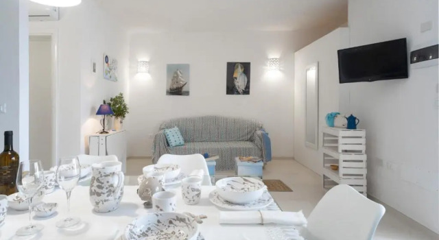 MILLEBOLLEBLU APARTMENTS, Book Apartment Lido Marini Salento