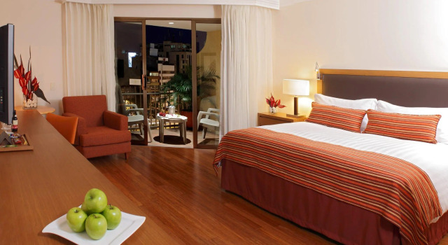 Classique double chambre avec balcon Hotel Intercontinental Cali, an IHG Hotel