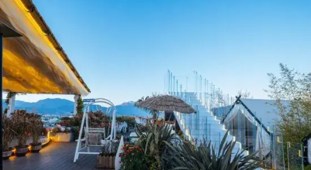 Urba Hotel (Lijiang Old Town Mufu Branch), Prenota Hotel Hotel a Lijiang con parcheggio, Parcheggio