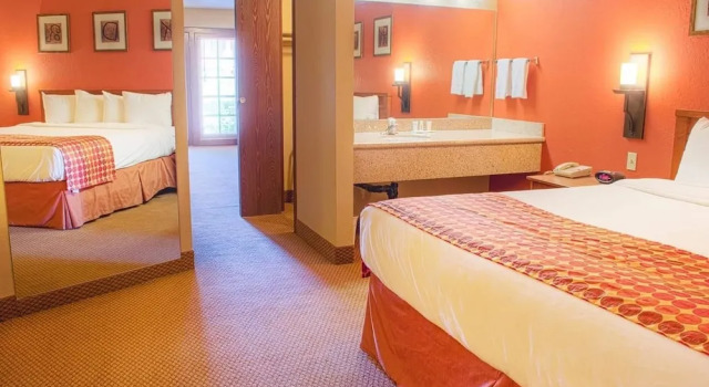 Двухместный люкс Presidential с красивым видом из окна Mesa Golf Inn & Suites