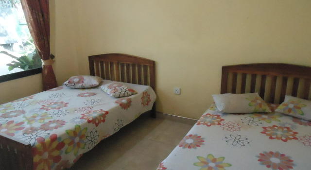 Flower Seven Hotel