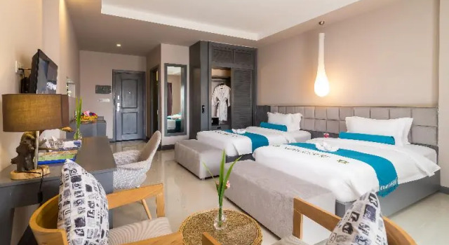 Двухместный номер Deluxe с балконом Damrei Angkor Hotel