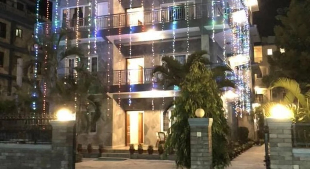Lakeway Apartments and Rooms