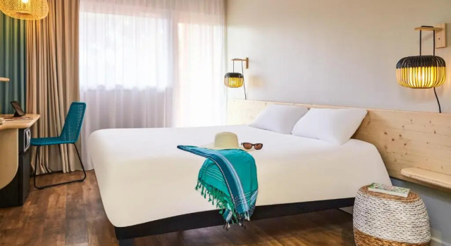 Двухместный номер Classic с видом на сад ibis Thalassa Hyeres Plage