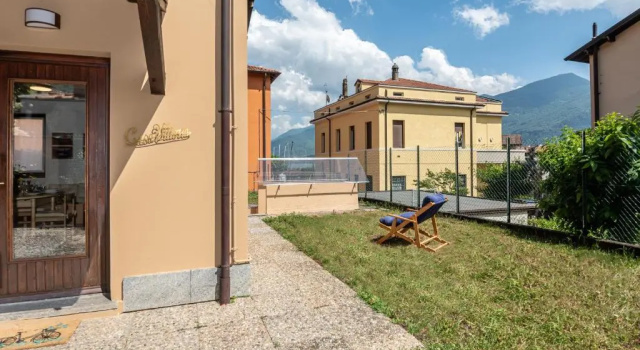 Terraced house on the lakeside of Gravedona - Larihome A04