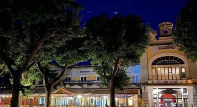 La Dolce Vita Studio indépendant avec terrasse, Prenota Appartamento Hotel a Alvernia con parcheggio, Parcheggio