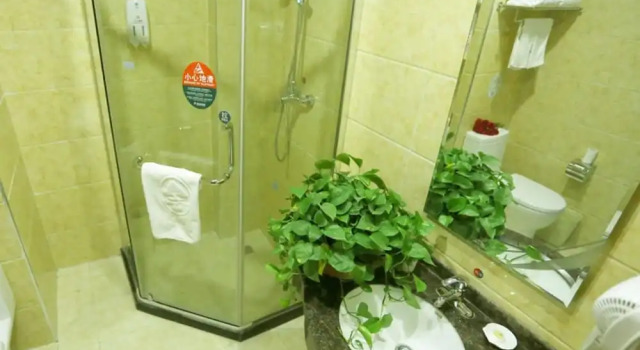 Семейный номер Standard GreenTree Inn AnHui BengBu GuZhen GuYang Road Experimental Middle School Express Hotel