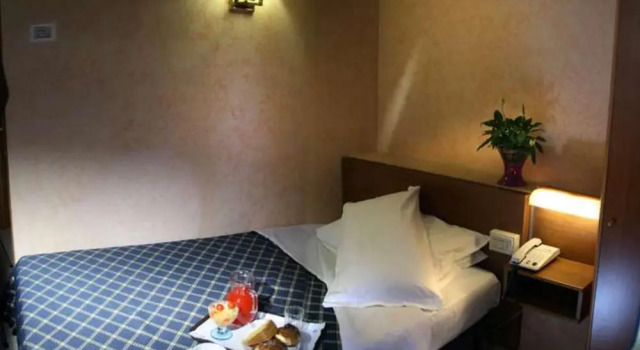 Camera Standard Hotel Salaria