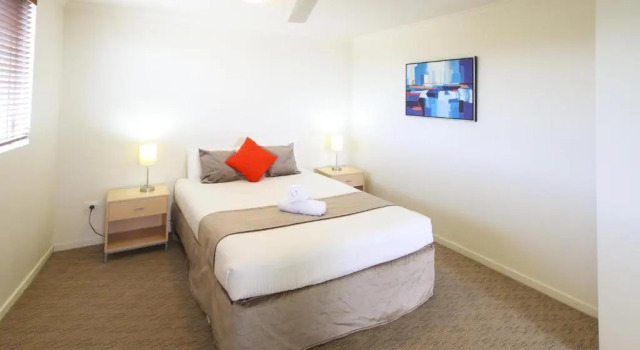 Апартаменты с 2 комнатами Caloundra Central Apartment Hotel Official