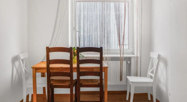 Elegant 2BR Apartment - near Bahnhof Wien Meidling, Rezerwuj Apartament Hotele w Wiedeń z parkingiem, Parking