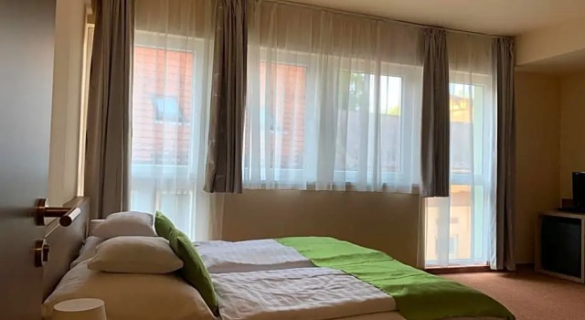 Centrooms Eger, Забронировать Отель Эгер Бюкк