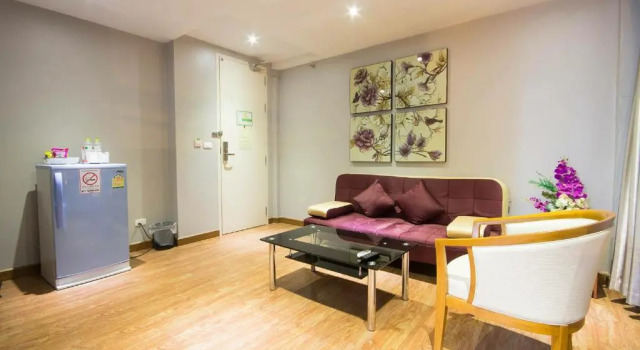 Полулюкс CBD Hotel Suratthani