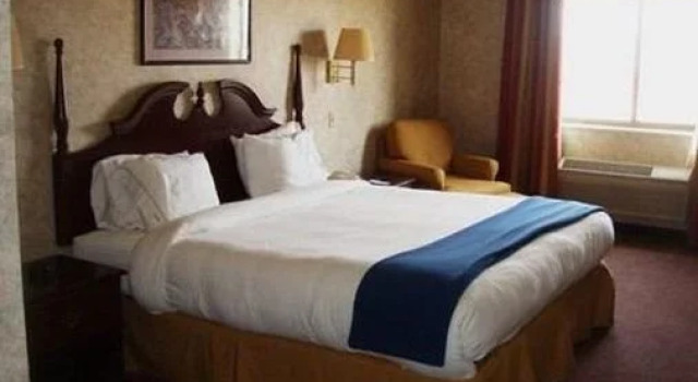 Garden Inn, Prenota Hotel Hotel a Indiana con piscina, Piscina
