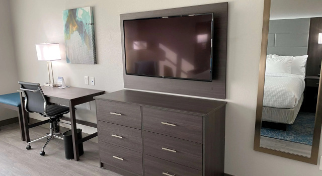 Best Western Plus Executive Residency Antioch Inn