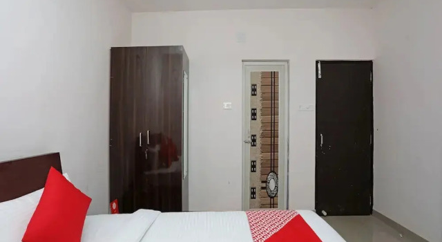 Usha Residdency by OYO, Varaa Hotelli Hotellit Bhubaneswar aamiaisella, Aamiainen