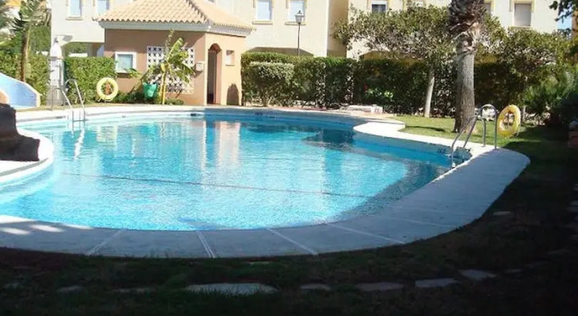 Апартаменты c 1 комнатой Ground Floor Naturist Studio With Terrace