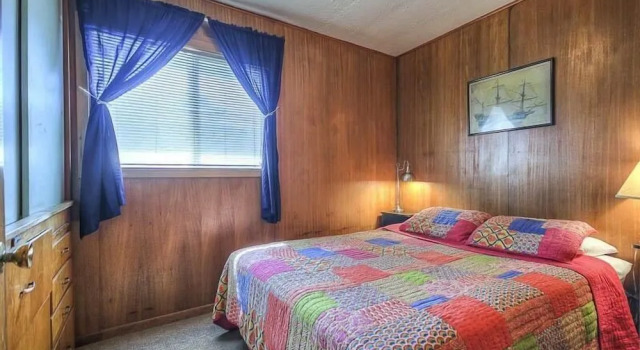 Cozy Oceanfront Escape with Deck and Rustic Charm - Inviting Retreat, Prenota Hotel Waldport 