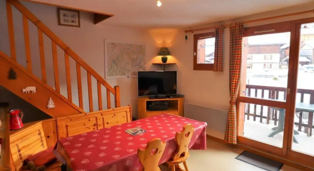 Duplex spacieux 6 pers. au cœur du village, proche des pistes, piscine lété, équipements complets - FR-1-342-217, Забронировать Апартаменты/квартира Ареш Massif du Beaufortain, рядом с Горнолыжный подъемник Гран Мон