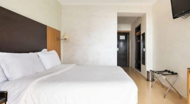 Двухместный номер Standard с балконом и с красивым видом из окна Hotel De La Corniche