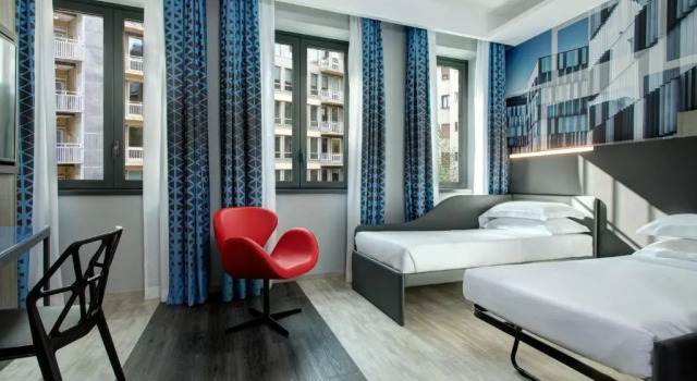 Четырёхместный номер iQ Hotel Milano